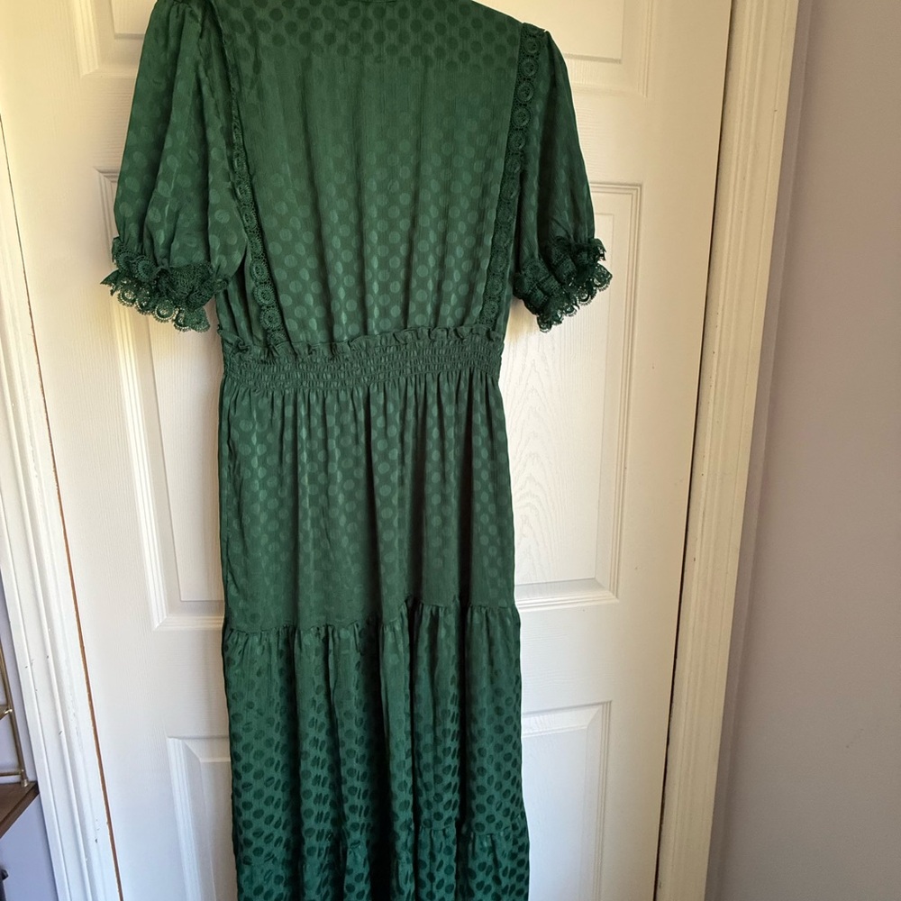 Max Studio Green Tiered Midi Dress - Elegant Textured Fabric - Picture 7 of 7